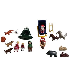 Playmobil 19pc Lot Christmas Winter Scene Figures Animals Sleigh Reindeer